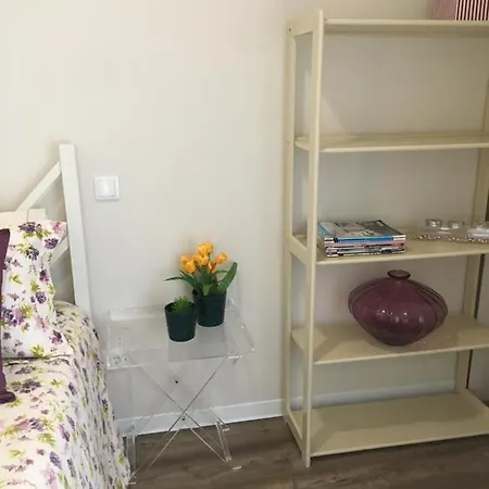 Дом отдыха Altamira House *